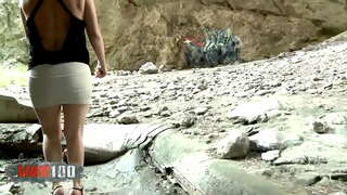 Похотливые аялдар, алар жардамчы өзүнүн жолу трахнуться