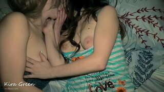 Ny vadiko fucks ny mafana Dingana rahavavy, 3some Mpankafy ny Firaisana ara-nofo Blowjob, ankizivavy nanoroka, Pussy ny vavany, Cumshot amin&#039;ny vava, ny Fizarana cum sy ny Be Cumshot, 2 ankizivavy 1 guy mafana mpivady ry ffm