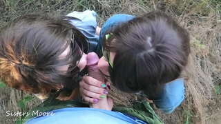 Открытый минет, кончить в рот, обмен спермой - я делилась мужем со своей сводной сестрой, сосать член мужа - POV 3some bj StepSisters Moore