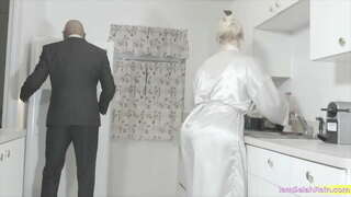 Selah Orana Mandray Izany Feno Proteinina BBC Toy ny na inona na Inona