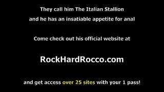 Slut stepteen izan nahi bezala, bere stepmom,hasten dira kissing eta licking beste batzuk, bakoitzaren pussy.Bat-batean, bere stepdad iristen,horren ordez, ero lortzean zuen aukera ematen du horiek zurrupatu eztarria bere oilarra big.Trukean fucks zuen stepteens pussy eta wifes estu urtsua ipurdian.